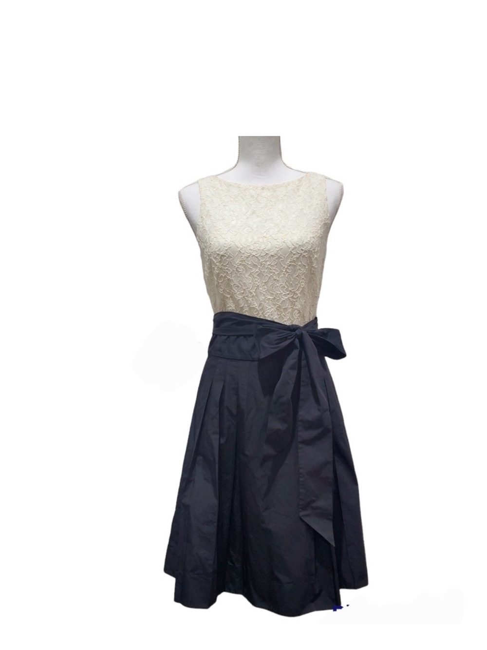 Lauren Ralph Lauren Ivory Lace and Black Cocktail Dress